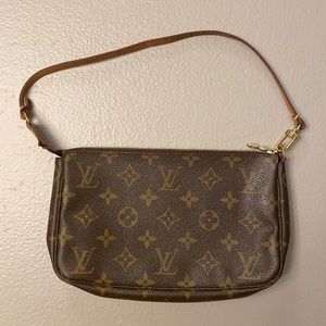 Louis Vuitton Monogram Canvas Pochette Accessories